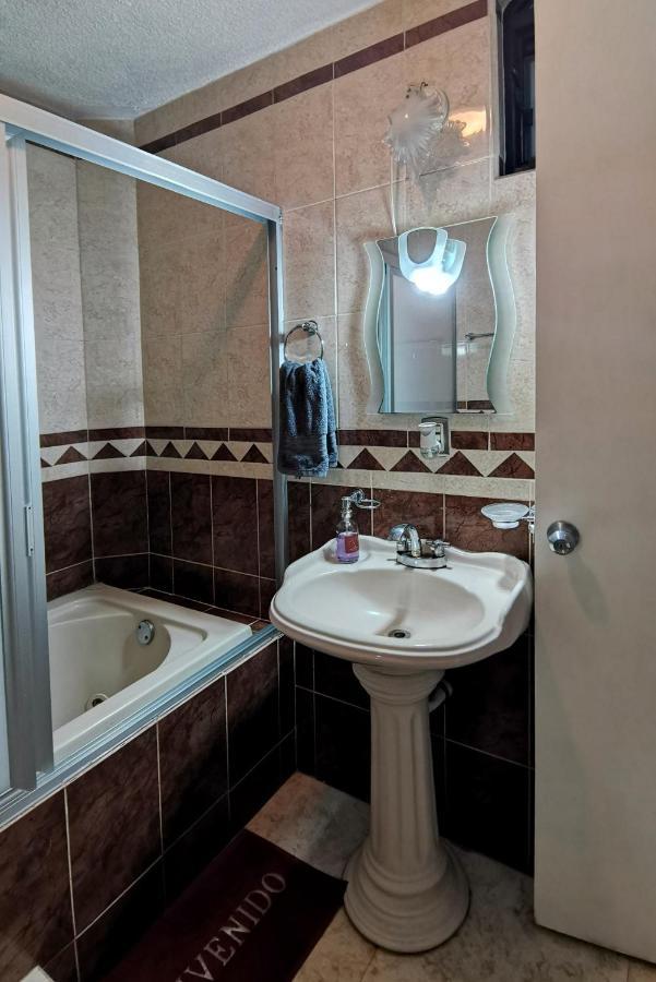 Hotel Boutique Charlotte Arandas Kültér fotó