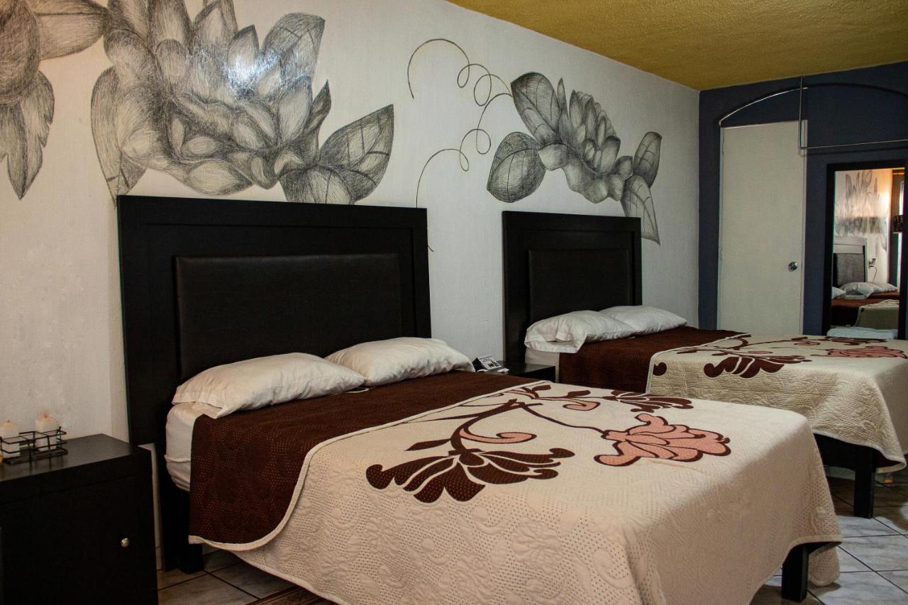 Hotel Boutique Charlotte Arandas Kültér fotó