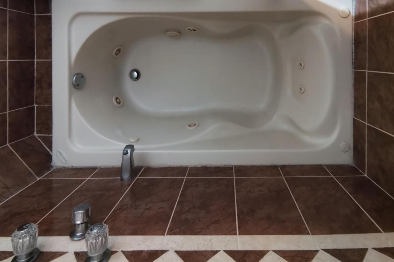 Hotel Boutique Charlotte Arandas Kültér fotó